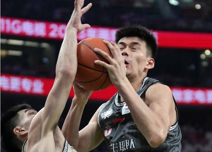 诱人的大乳奶3做爰